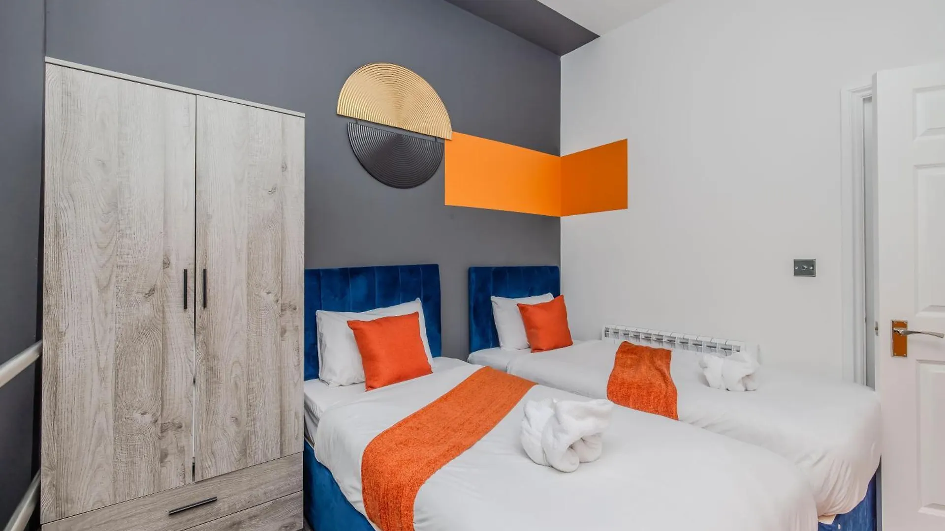 Stylish 3-Bedroom Flat Near Brighton Beach And Iconic Lanes 0*,