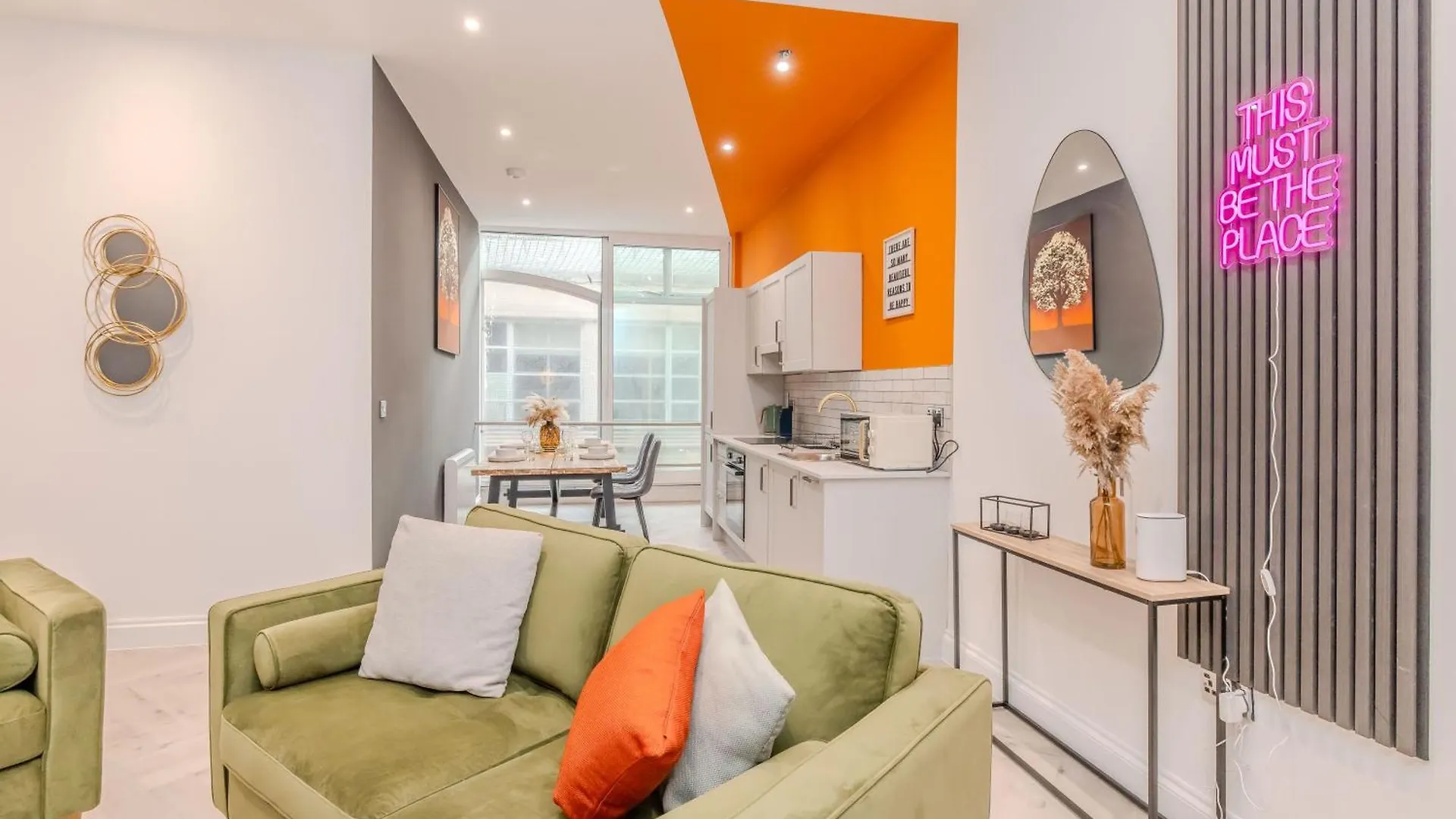 Apartamento Stylish 3-Bedroom Flat Near Brighton Beach And Iconic Lanes